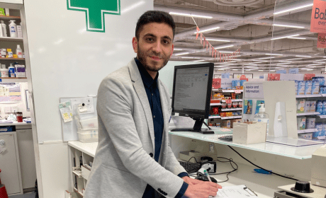 Community Pharmacy careers and the journey to becoming a Healthcare Academy Trainer at Boots – Uwais’ story