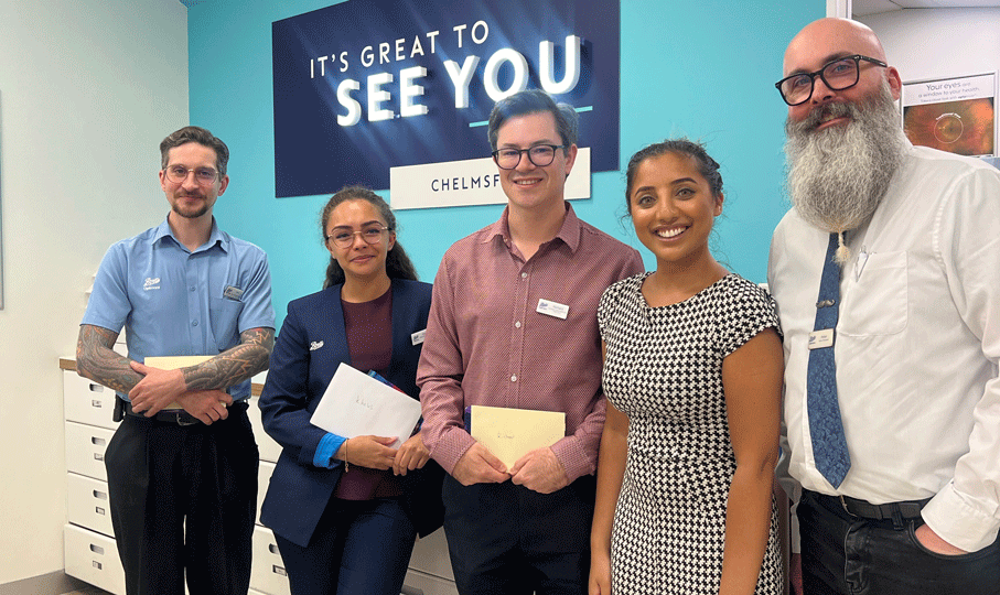 Khelis and her team Khelis and her team